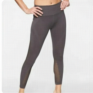 ATHLETA trophy seamless high waist leggings size Small gray